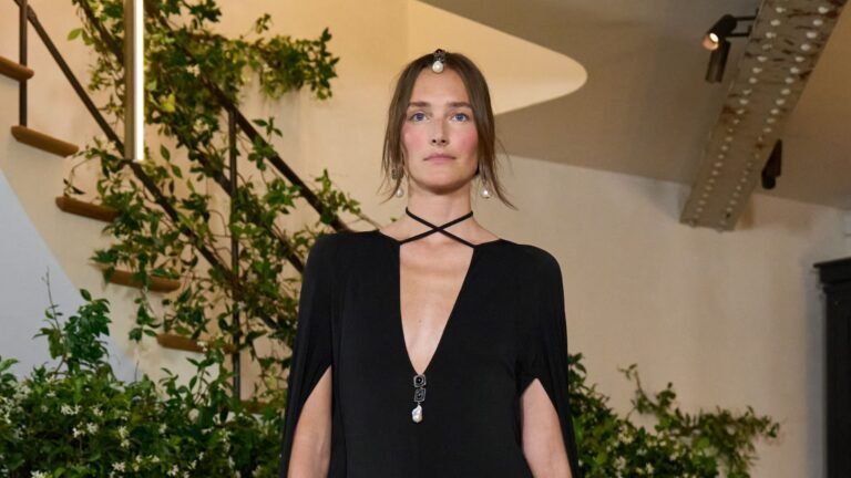 Julie de Libran Fall 2025 Couture Collection