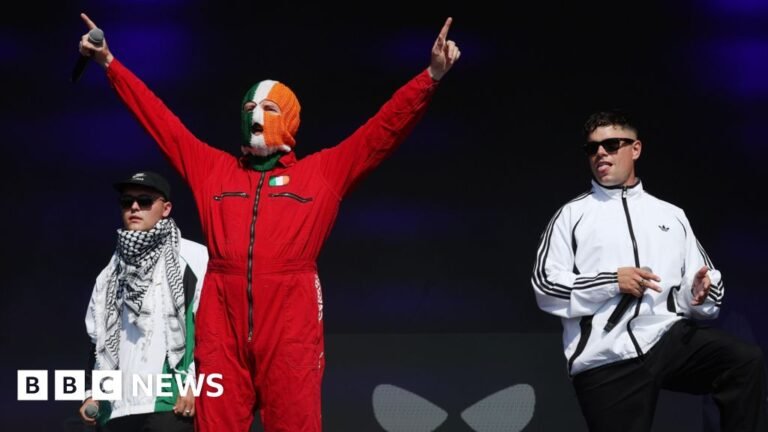 Police drop investigation into Glastonbury performance