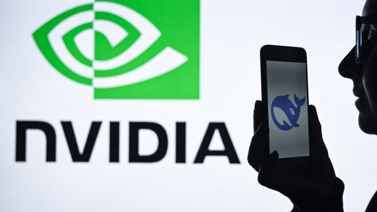 Southeast Asia needn't take sides in US-China tech rivalry: Experts