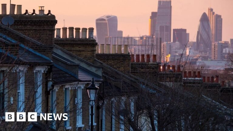 More than 11,000 no-fault bailiff evictions in past year, figures show