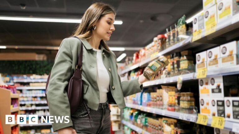 NI sea border for food 'in place until 2027'