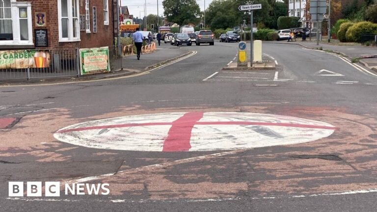 St George flags to stay on Worcestershire lampposts but not roundabouts