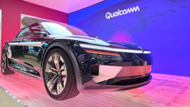 Qualcomm, BMW launch driverless tech, CEO says other carmakers next