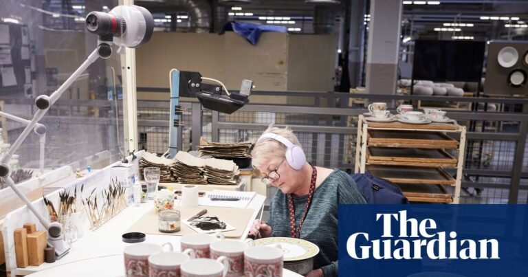 Wedgwood to freeze production at Staffordshire factory for 90 days | Staffordshire